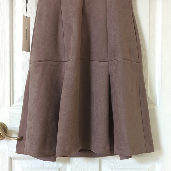 Calvin Klein Faux Suede Round Neck Short Sleeve Pleated A-Line Mini Dress Gray 6 - Picture 13 of 13